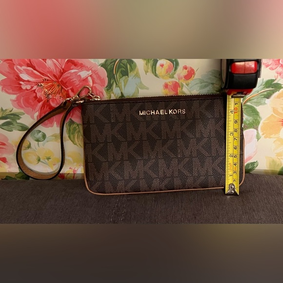 Michael Kors wristlet, brown and gold, approximately 7 5/8” x 4” - Picture 3 of 5